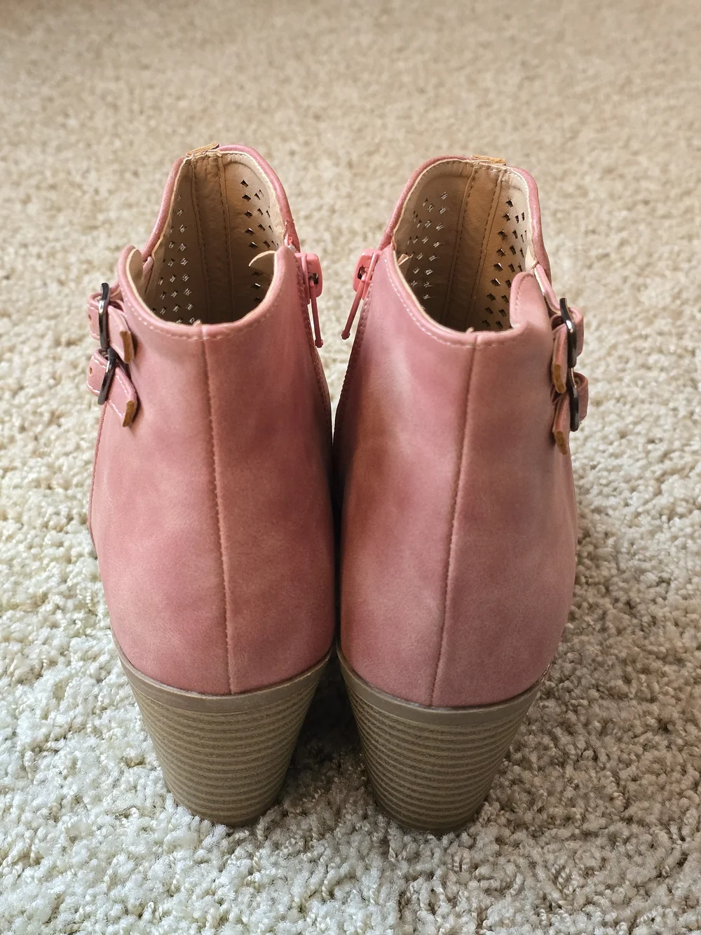 Women’s Journee Pink Perforated Open-Toe Ankle Booties size 7.5 NWOT